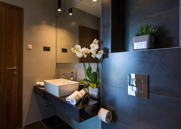 Luxury Helios 5* *