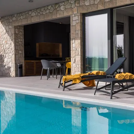 Vila Luxury Helios 5* *