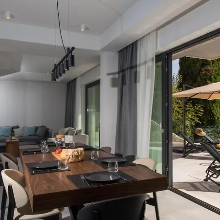 Luxury Helios 5*