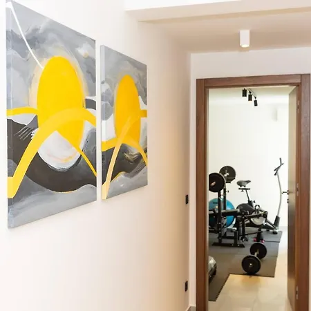 Luxury Helios 5* וילה *