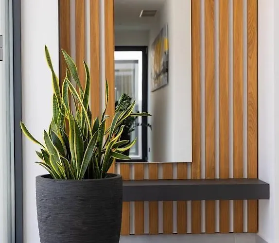 Luxury Helios 5* Willa *