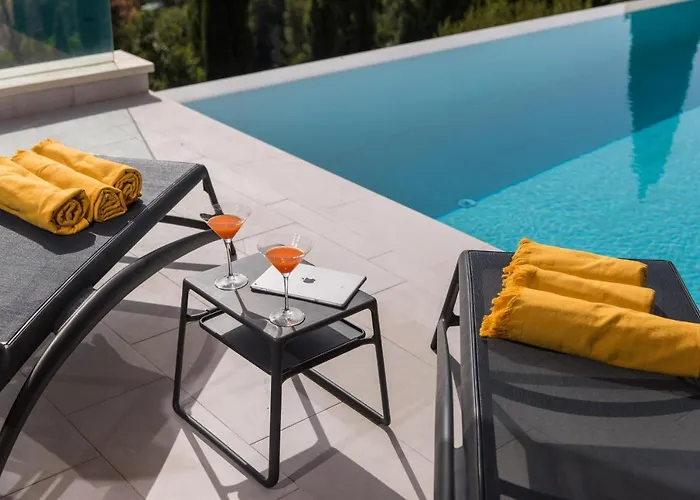 Luxury Helios 5* Villa